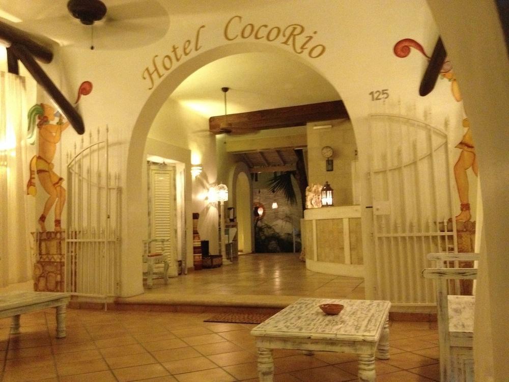 Hotel Coco Rio "City Center" Плая дел Кармен Екстериор снимка
